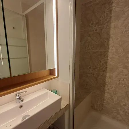 La Maison De Karine بيت للعطل روكبرون-سور-أرجينس