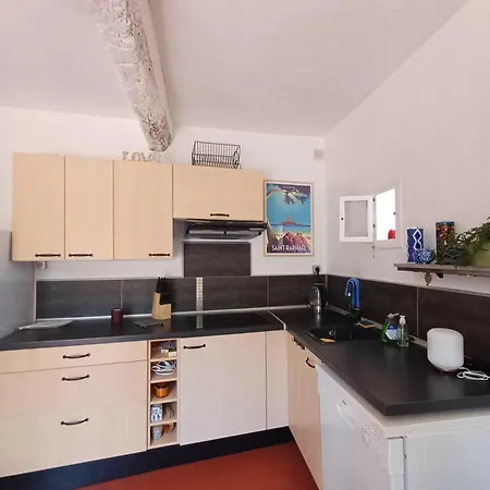 La Maison De Karine بيت للعطل